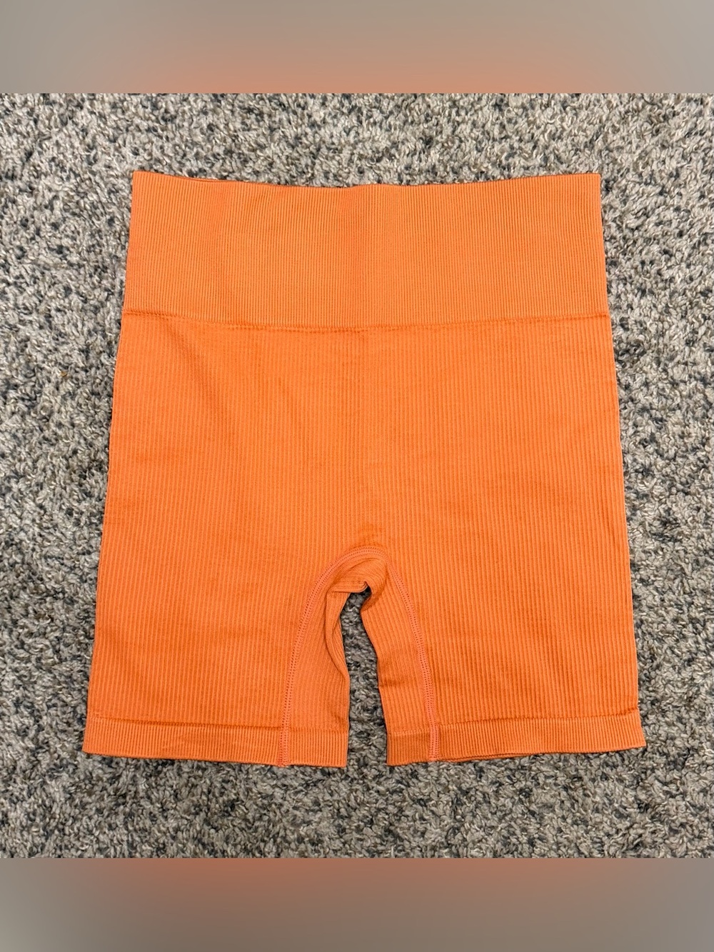 NWOT High Waisted & Seamless Orange Ribbed Bike Shorts — Medium